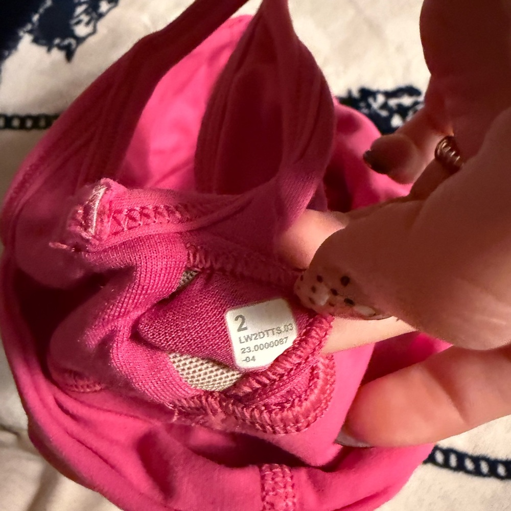 lululemon sports bra - Picture 3 of 3